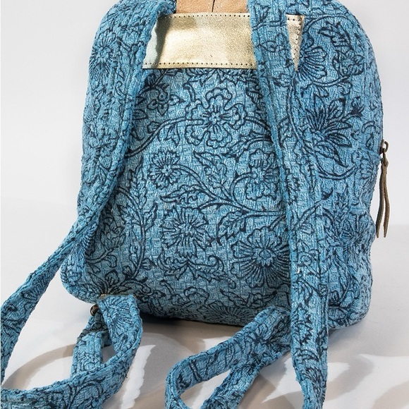 Blue Vine Print Backpack Fabric NWT - Picture 10 of 17